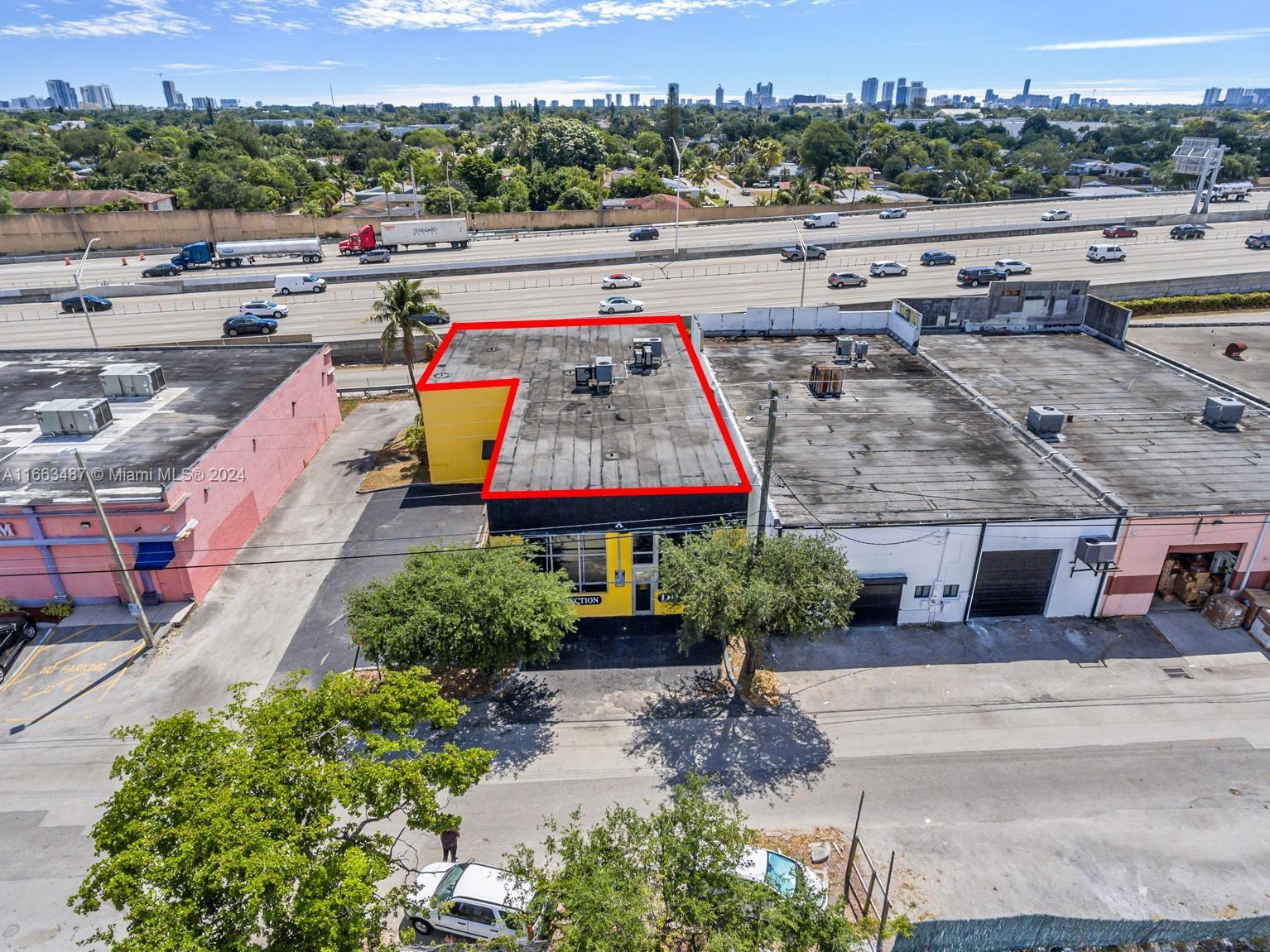 1323 S 30th Ave, Hollywood FL 33020 photo 2