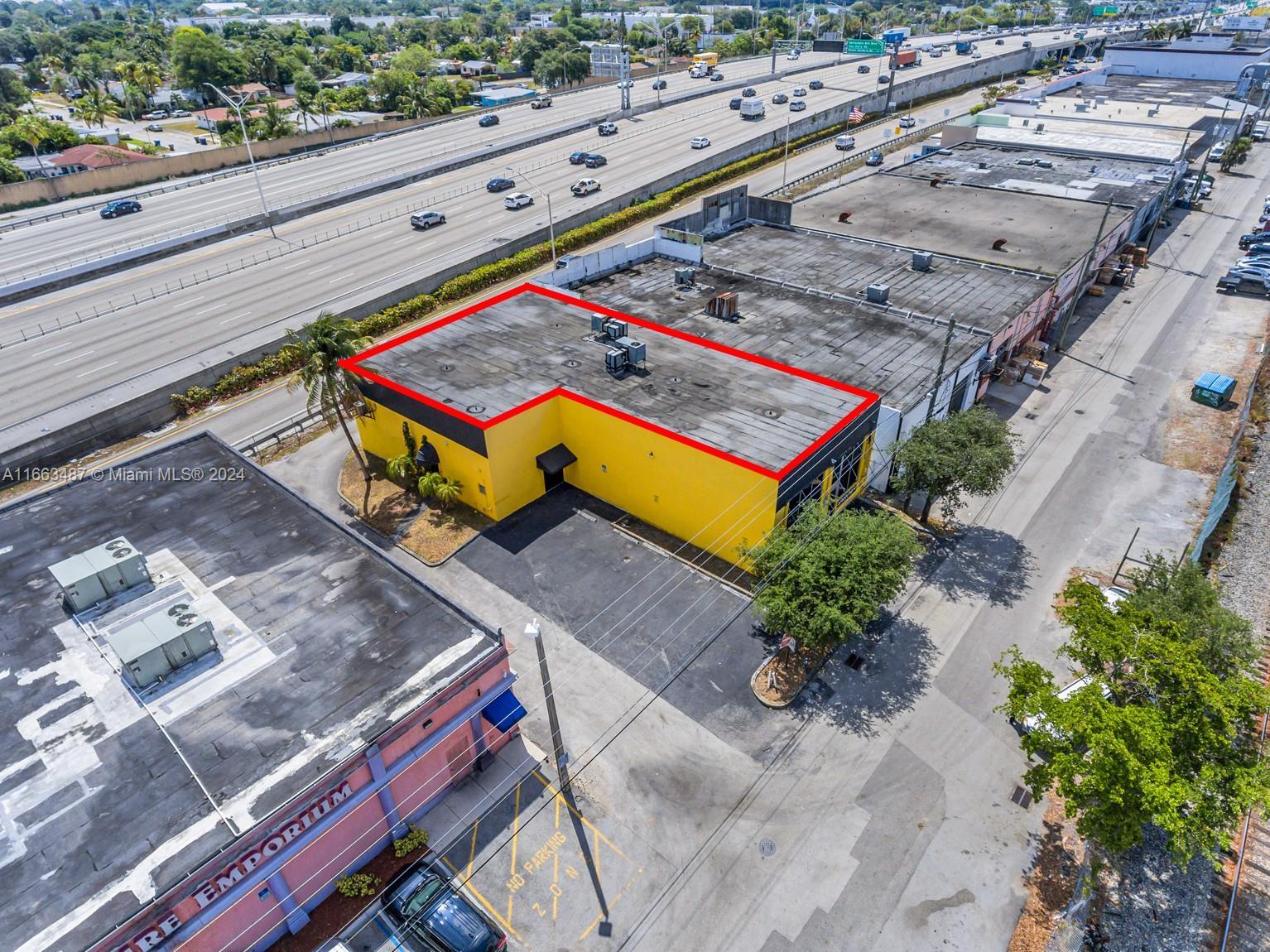 1323 S 30th Ave, Hollywood FL 33020 photo 4