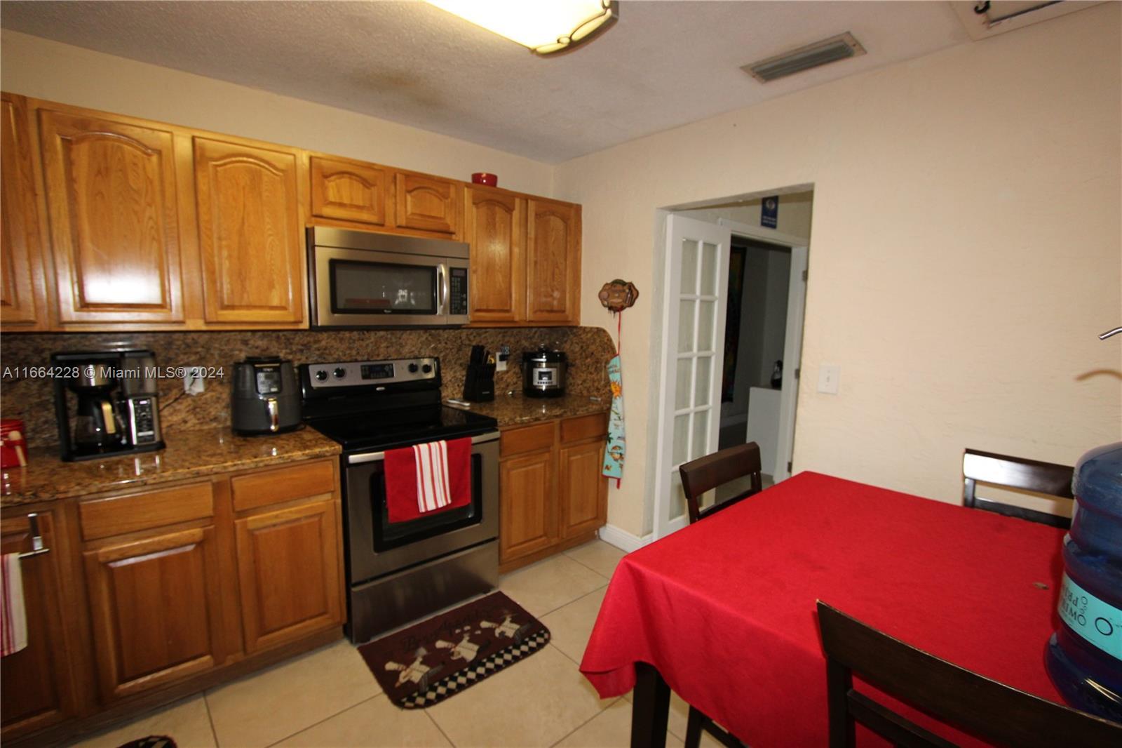 163 W 49th St, Hialeah FL 33012 photo 5
