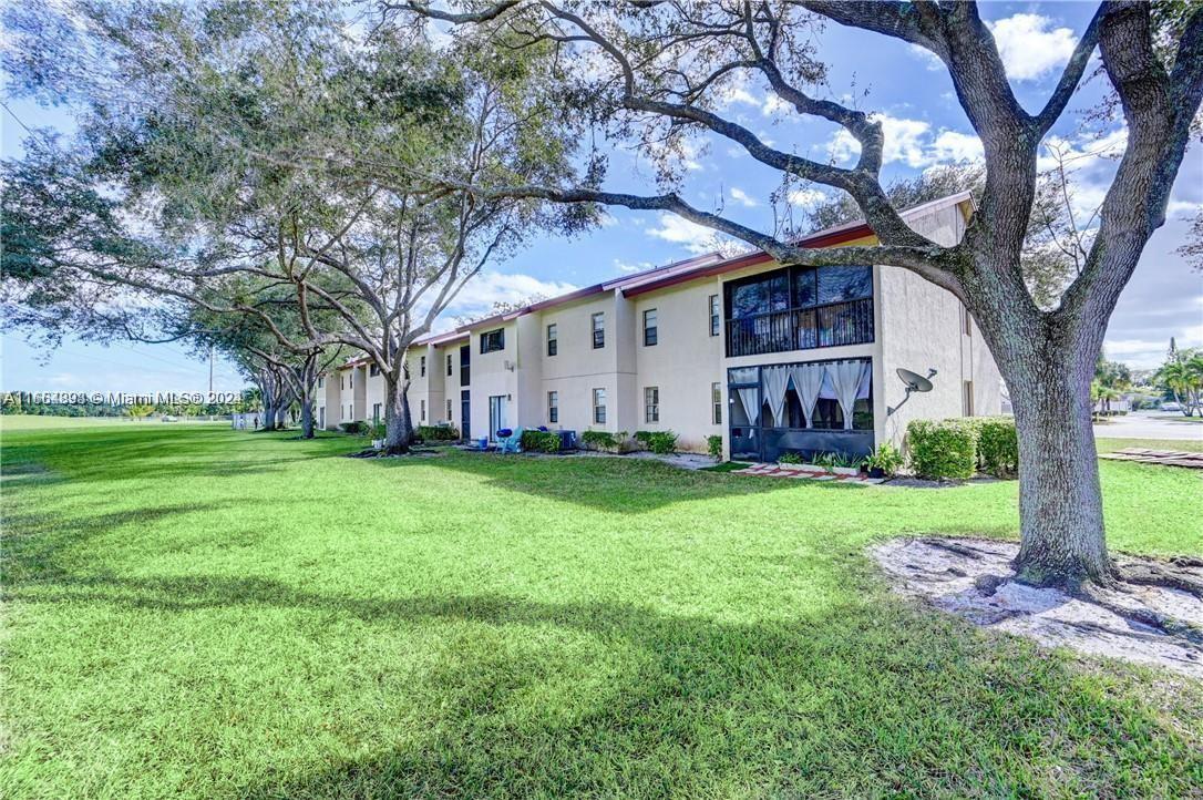 8061 Southgate Boulevard, North Lauderdale FL 33068 photo 2