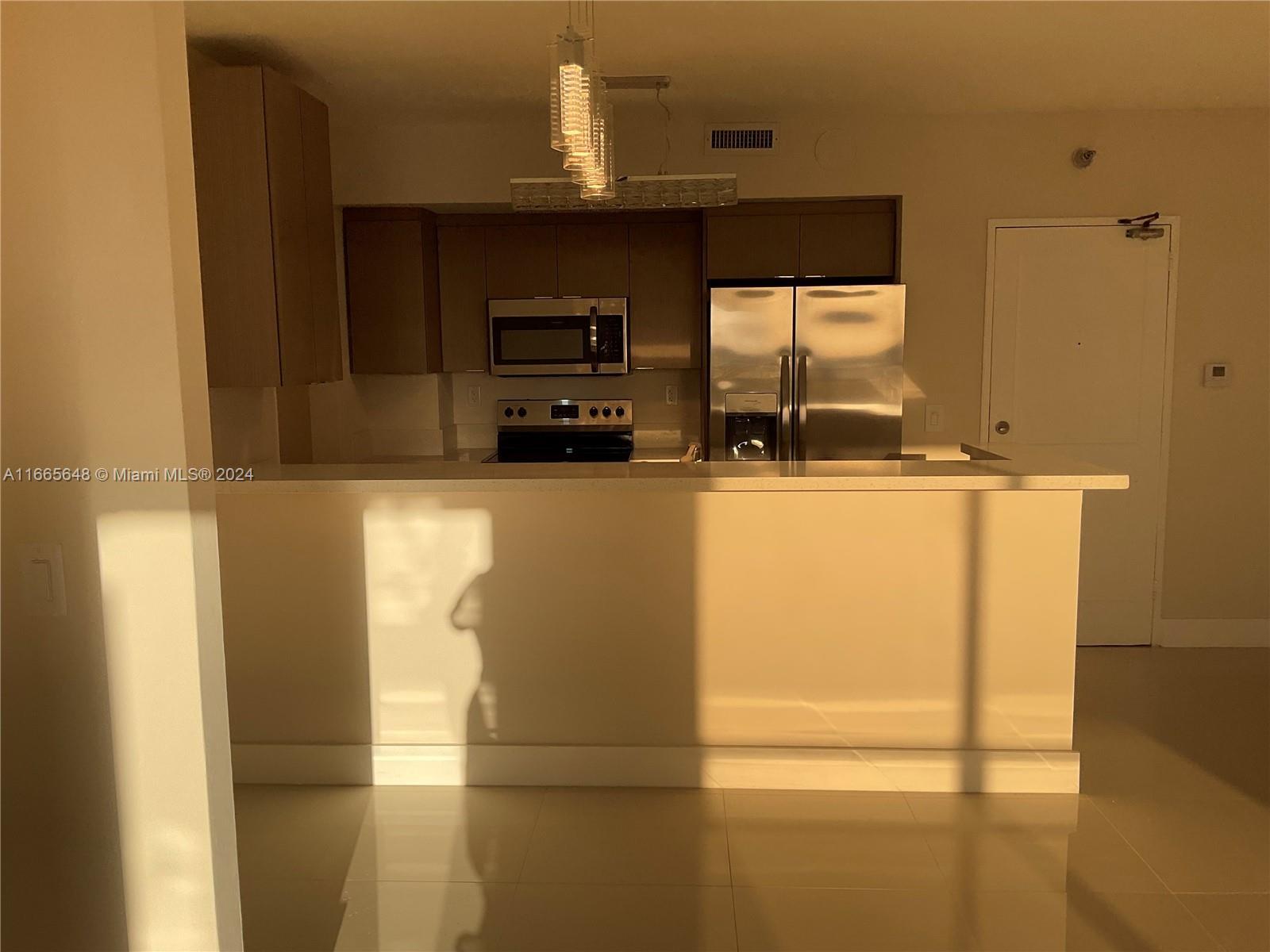 10185 Collins Ave # 406, Bal Harbour FL 33154 photo 2