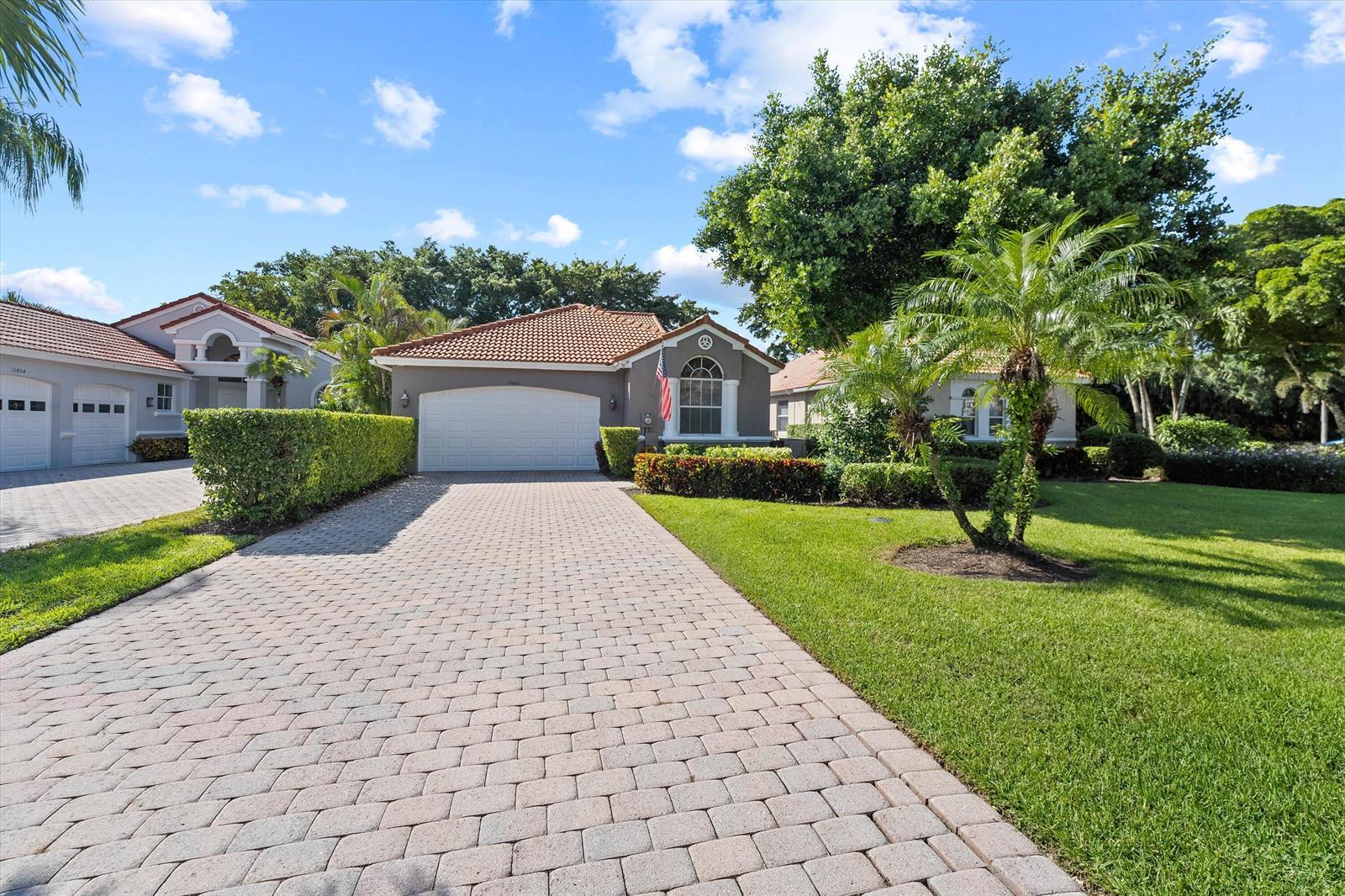 10860 Fairmont Village Drive, Lake Worth FL 33449 photo 2