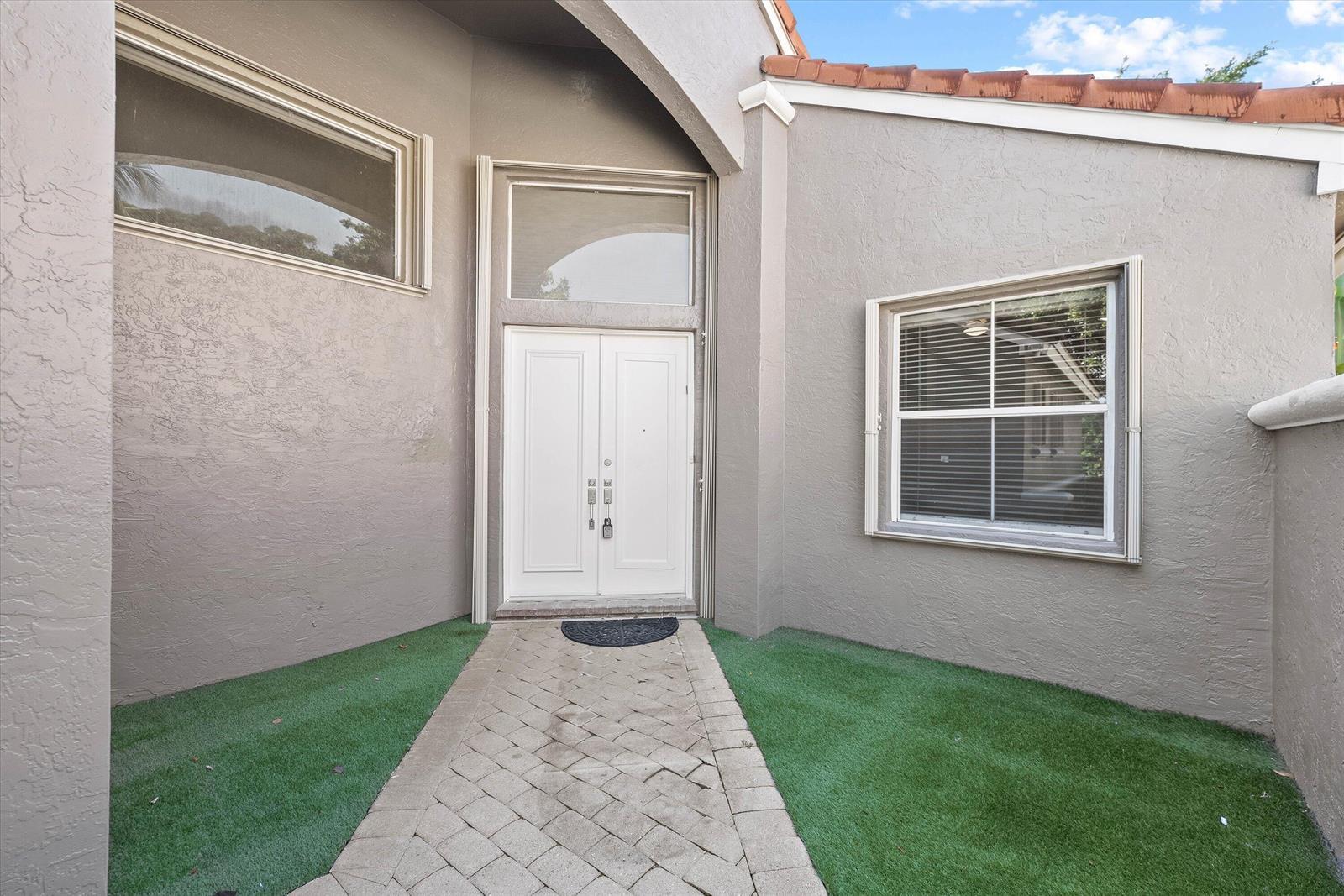 10860 Fairmont Village Drive, Lake Worth FL 33449 photo 4