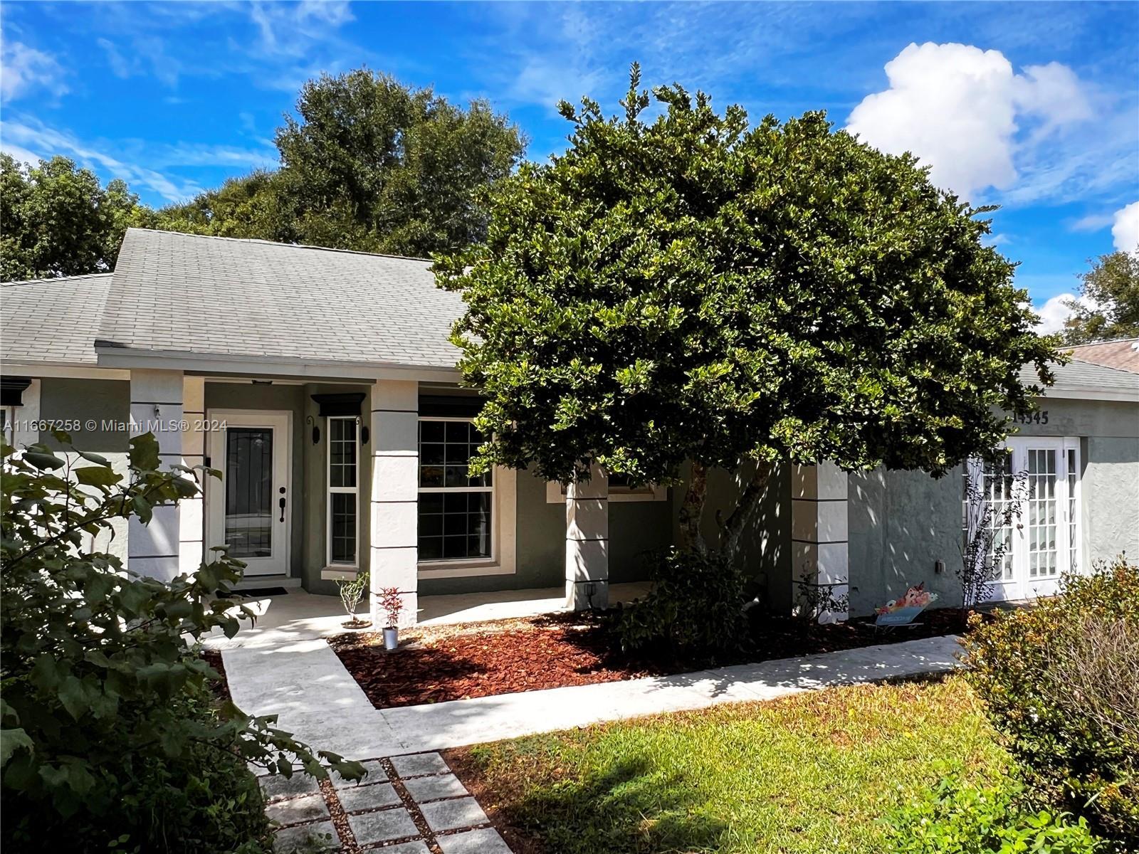 14545 Pointe East Trail, Clermont FL 34711
