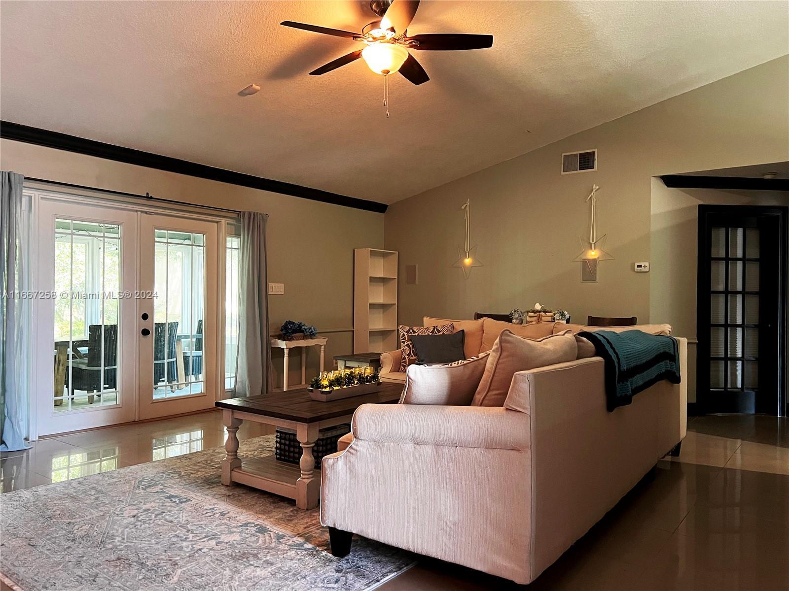 14545 Pointe East Trail, Clermont FL 34711 photo 4