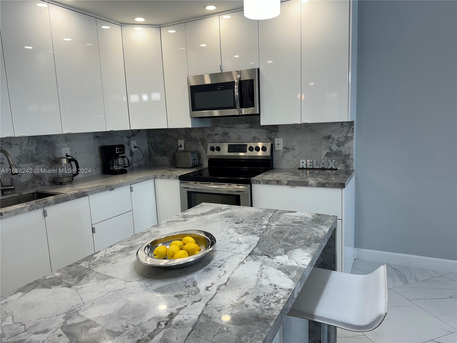 19370 Collins Ave # 1208, Sunny Isles Beach FL 33160 photo 3
