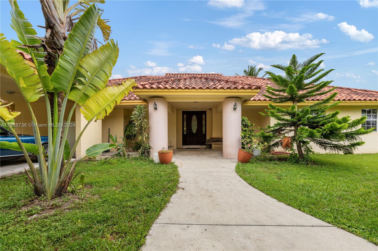 35295 SW 189th Ave, Homestead FL 33034 photo 2