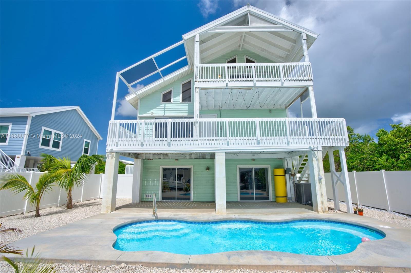 133 Galleon Ln, Lower Keys FL 33042 photo 2