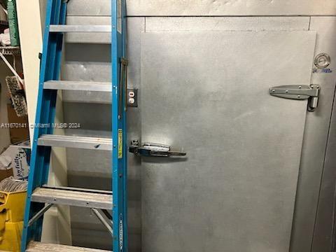 6942 Collins Ave, Miami Beach FL 33141 photo 4