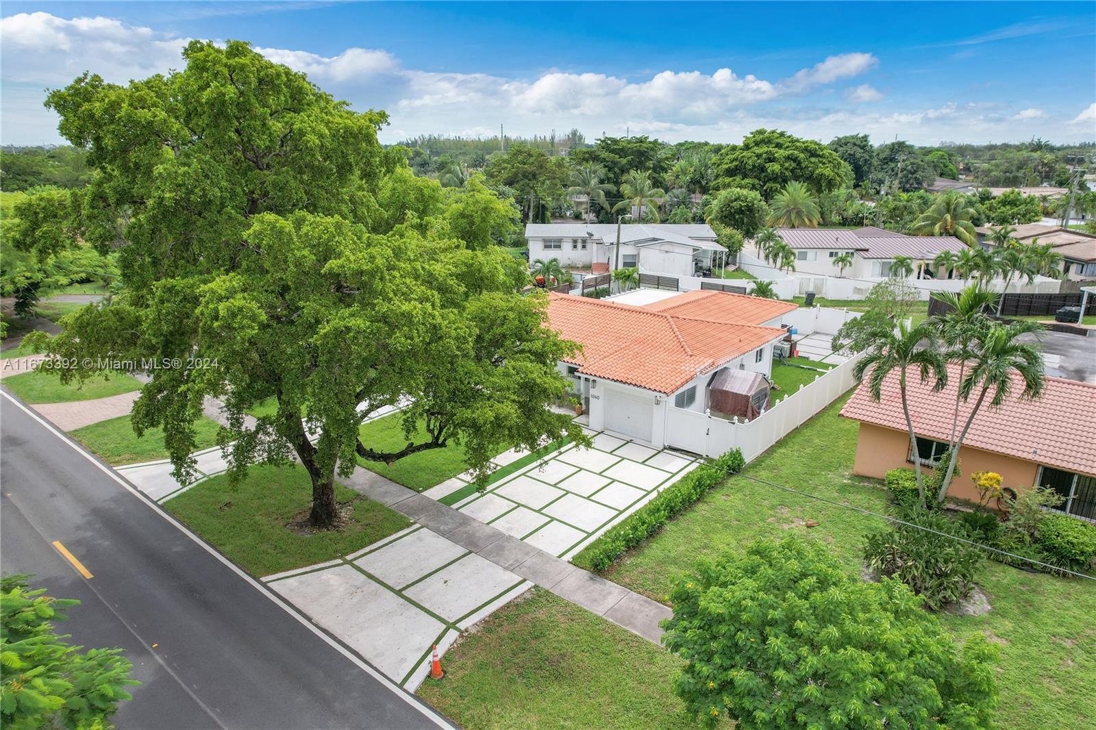 1040 N Royal Poinciana Blvd, Miami Springs FL 33166 photo 4