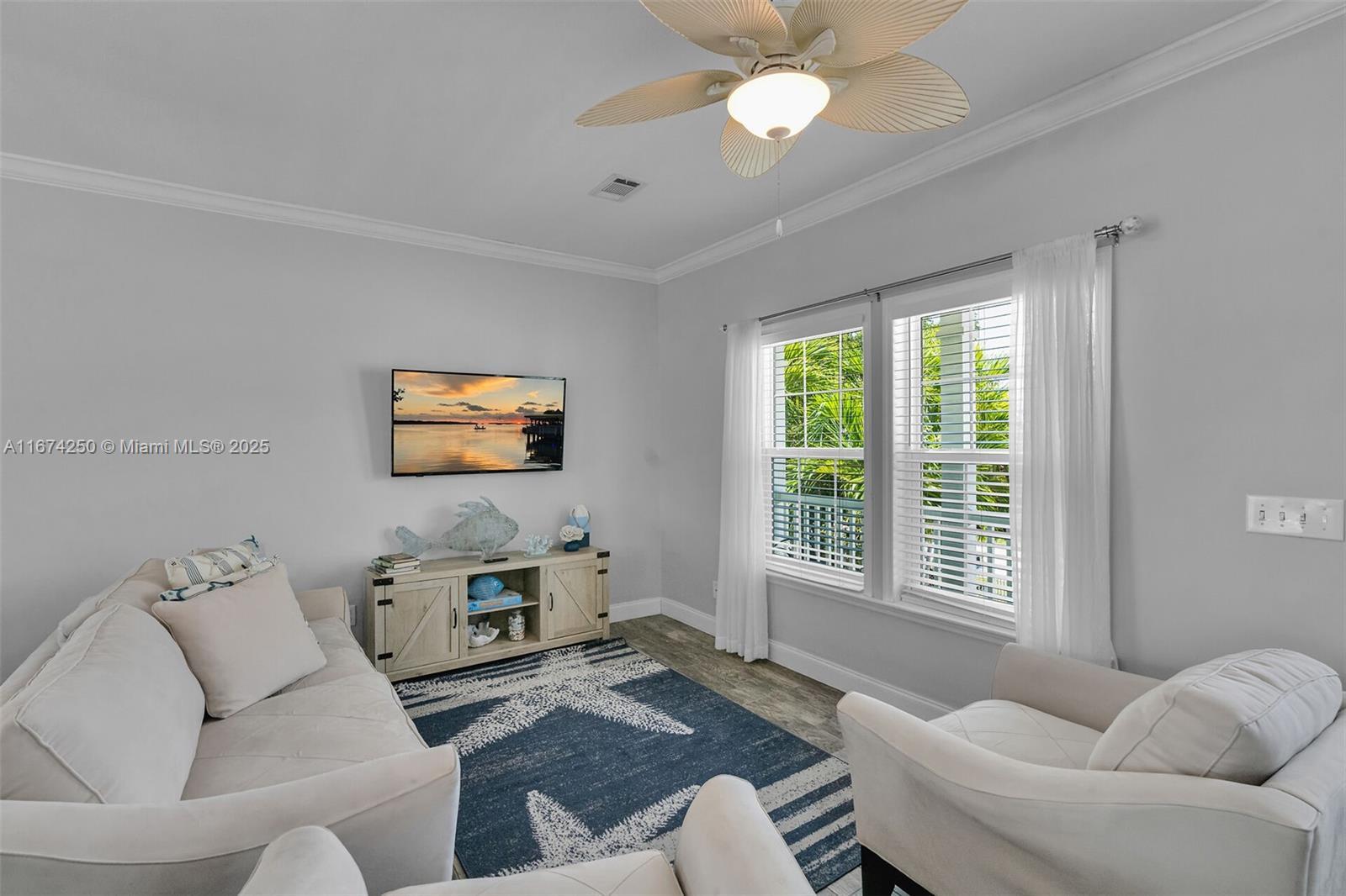 121 Venetian Dr, Islamorada FL 33036 photo 5