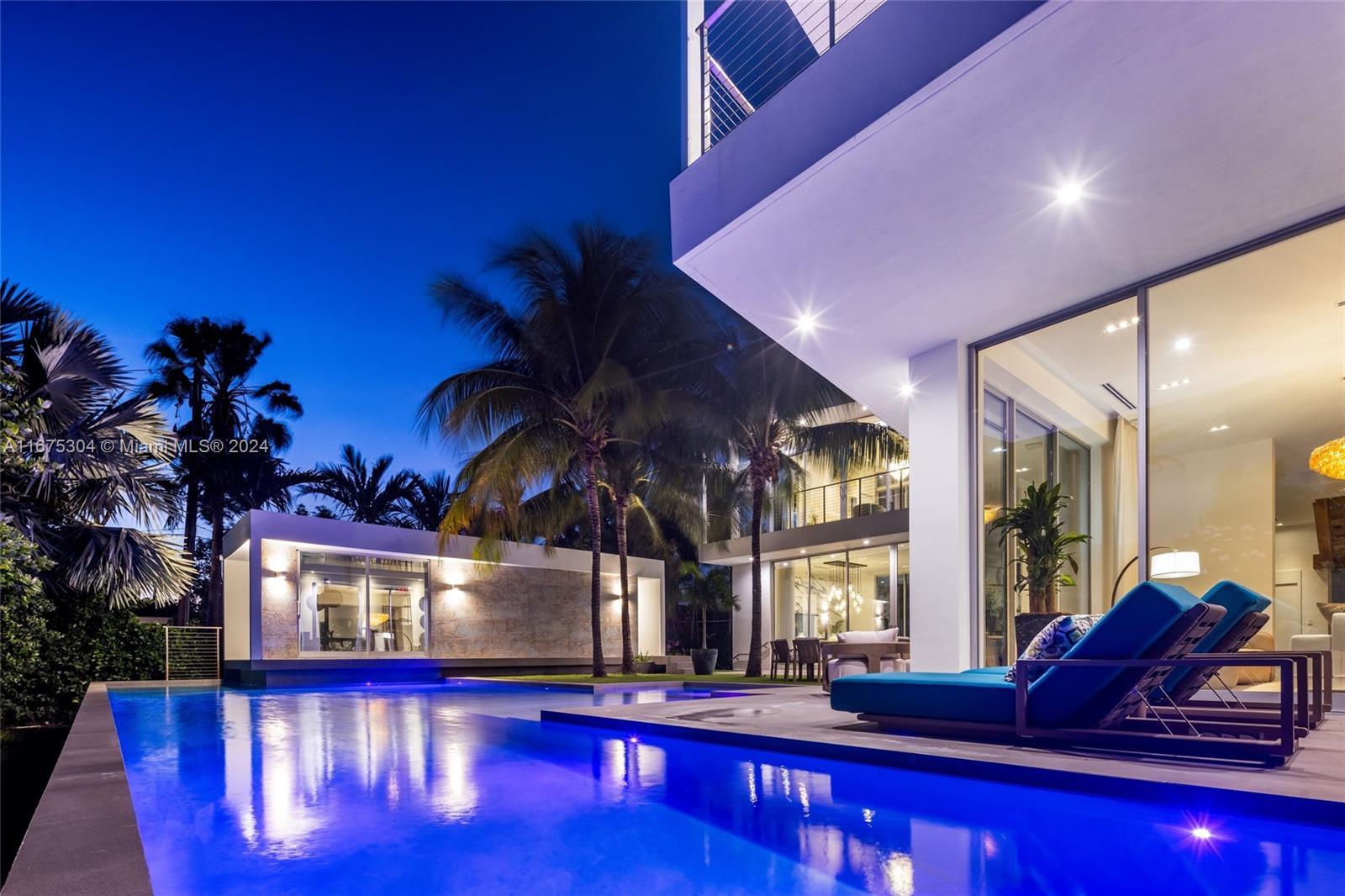65 S Hibiscus Dr, Miami Beach FL 33139 photo 4