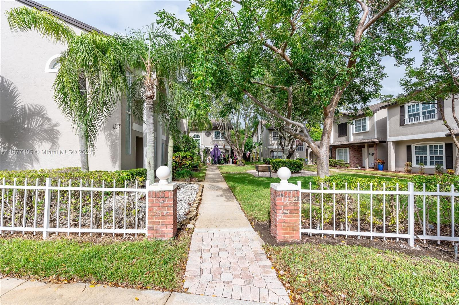 3877 NW 122nd Ter # L, Sunrise FL 33323 photo 2