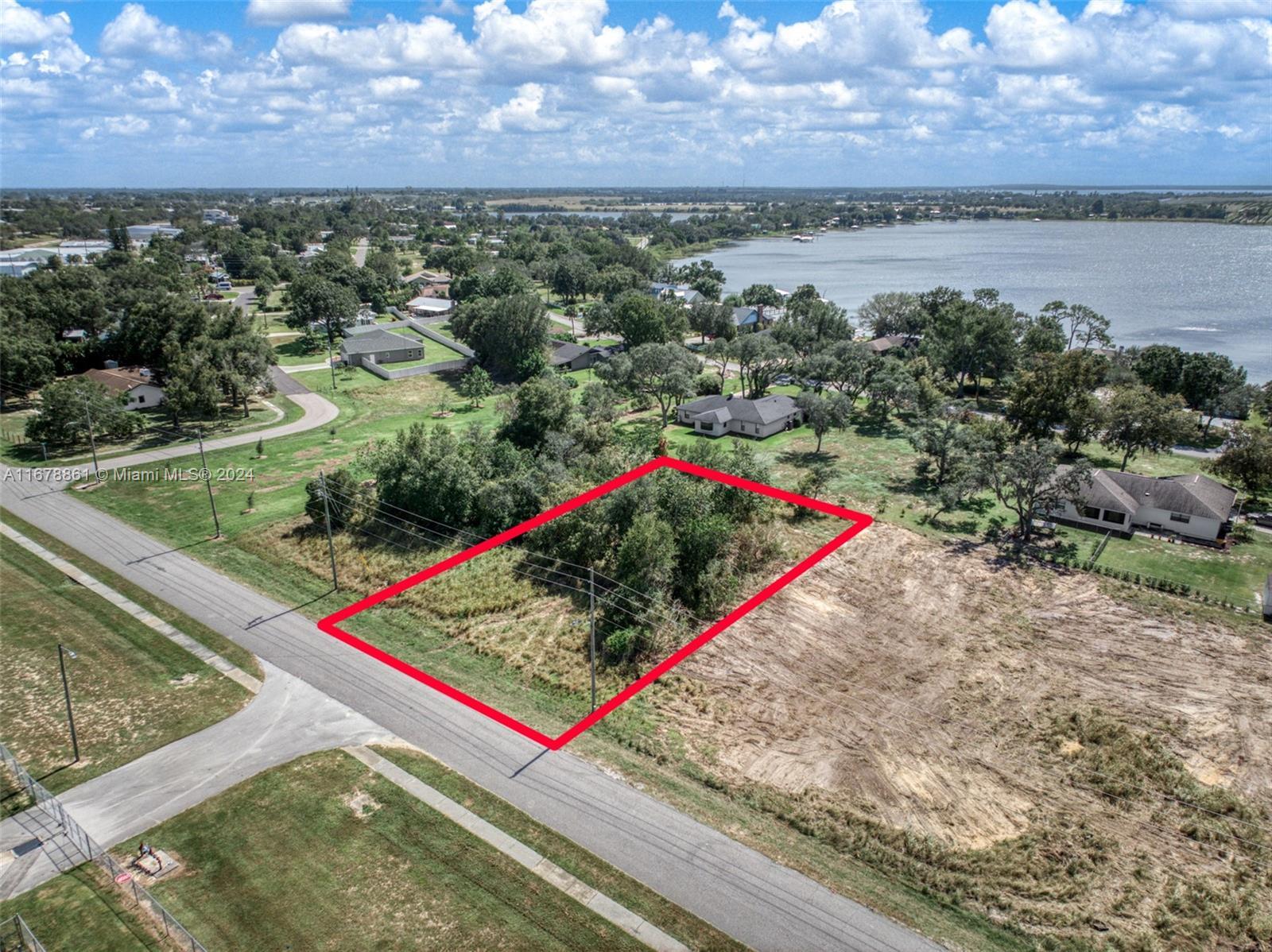 208 MARQUATA DR, Other City - In The State Of Florida FL 33852