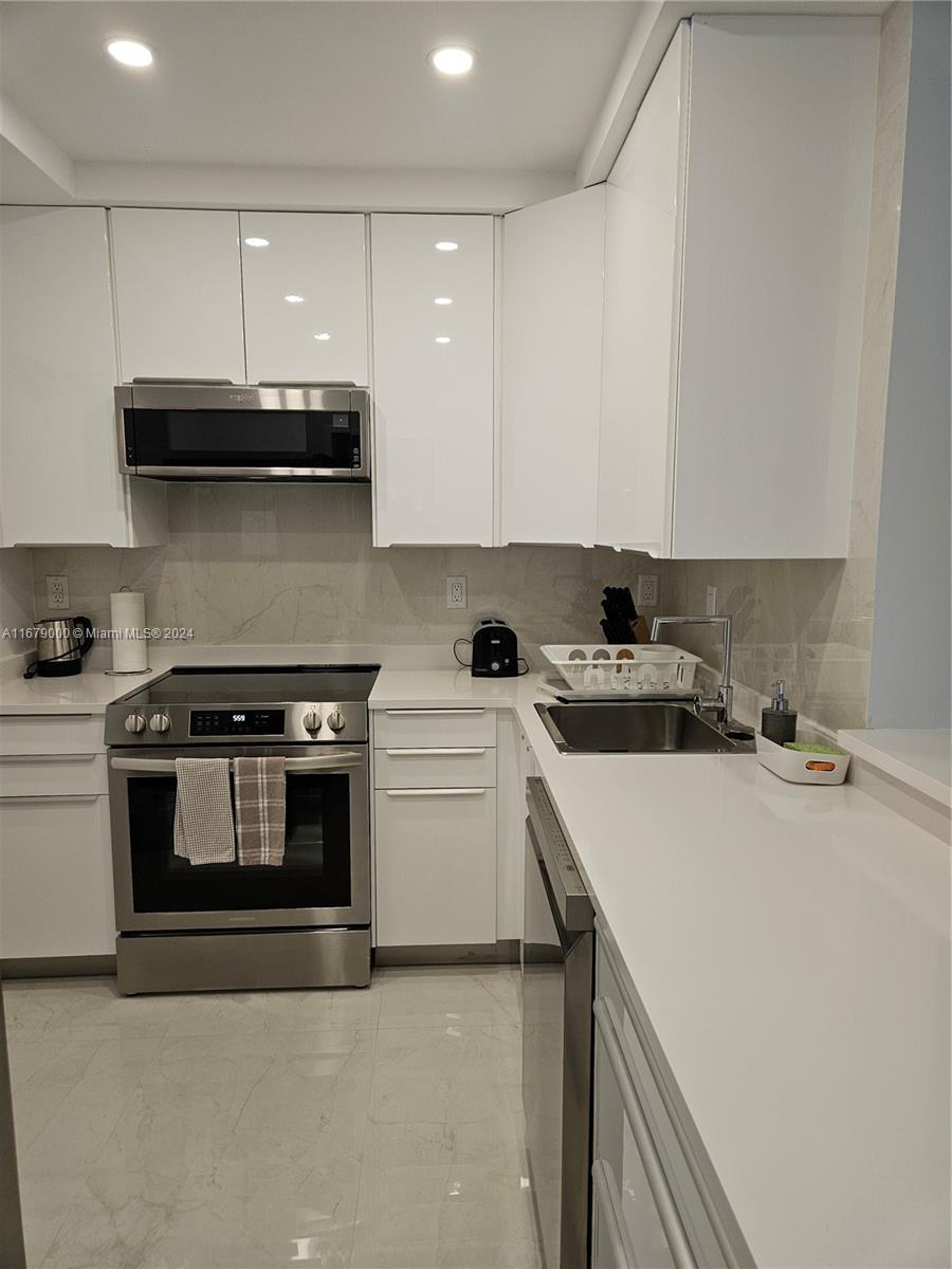 5601 Collins Ave # 1605, Miami Beach FL 33140 photo 5