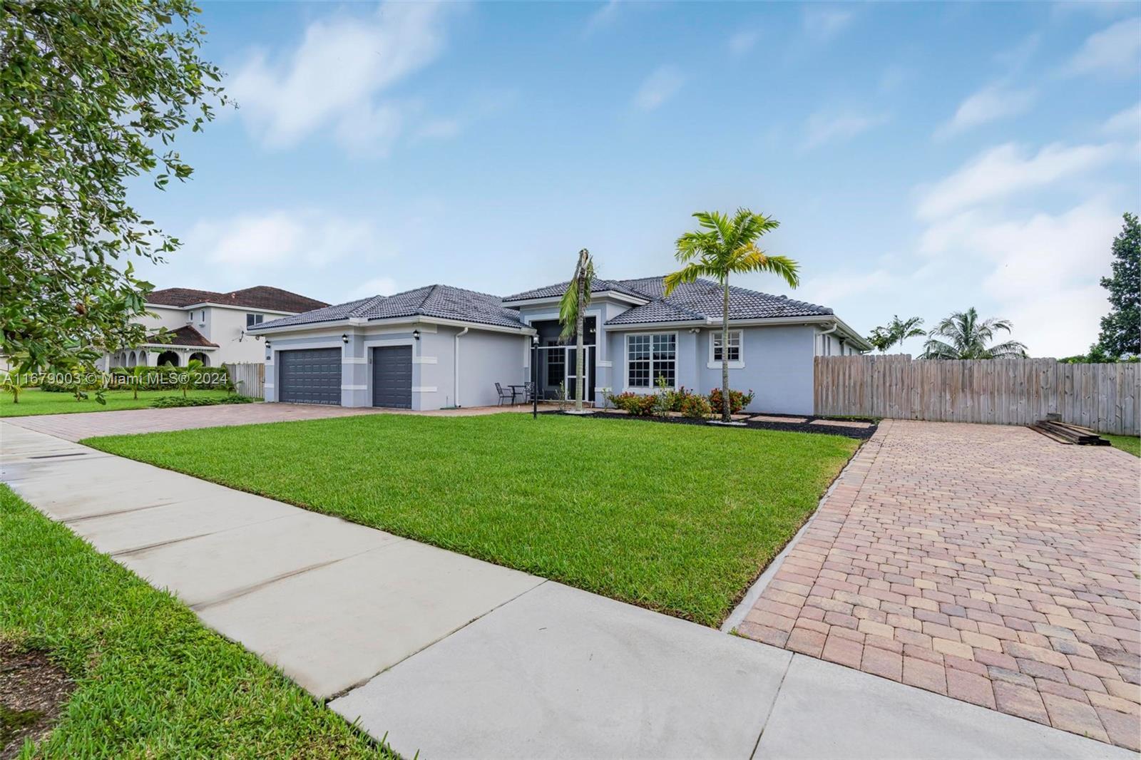 12836 SW 224th St, Miami FL 33170 photo 2