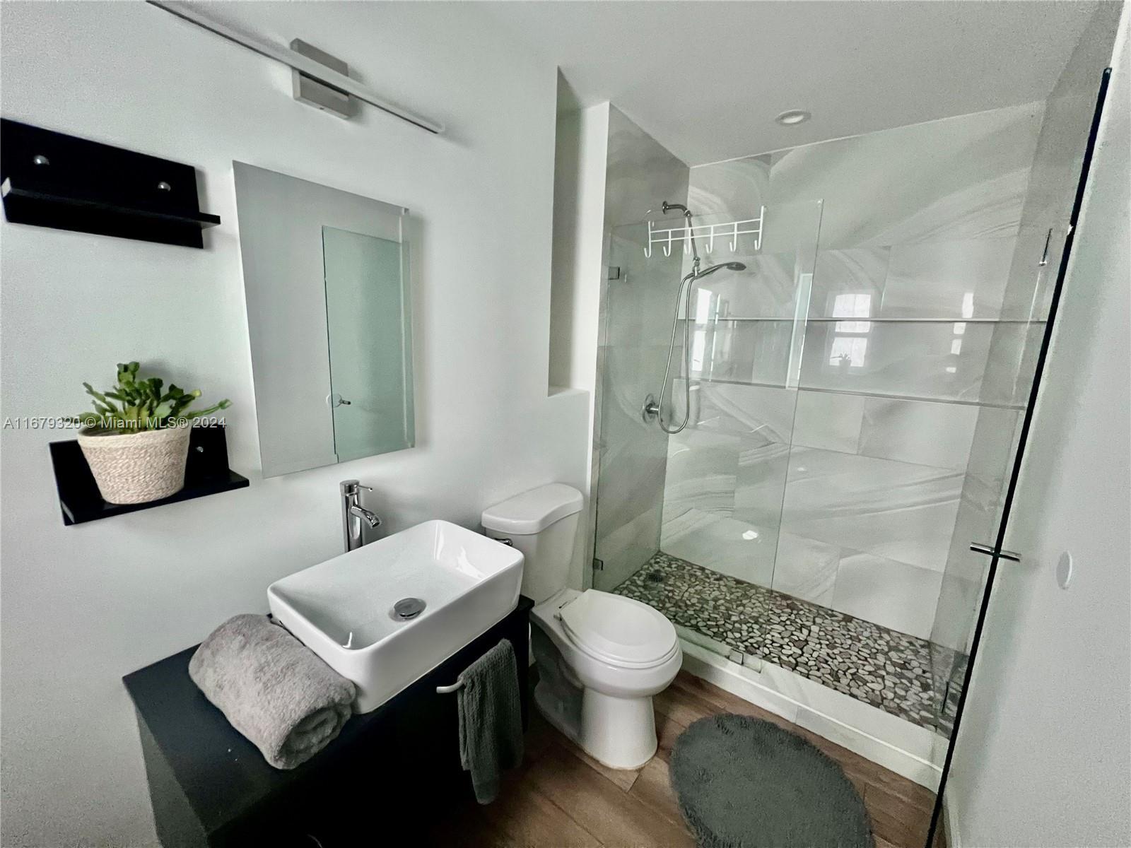 2625 SW 67th Ave, Miami FL 33155