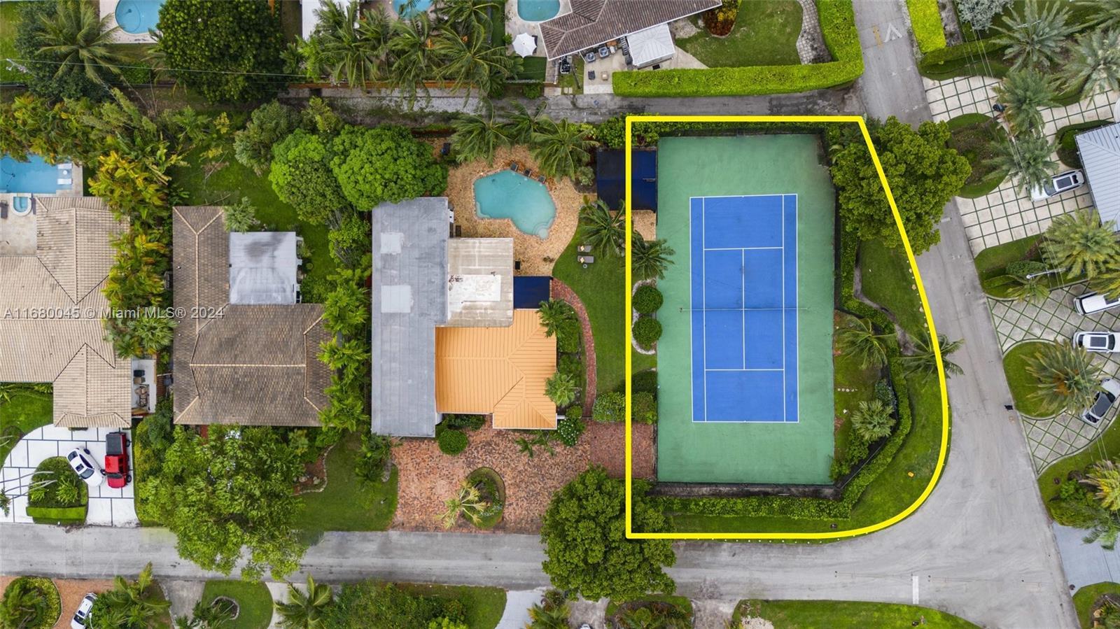 11595 NE 22nd Dr, North Miami FL 33181