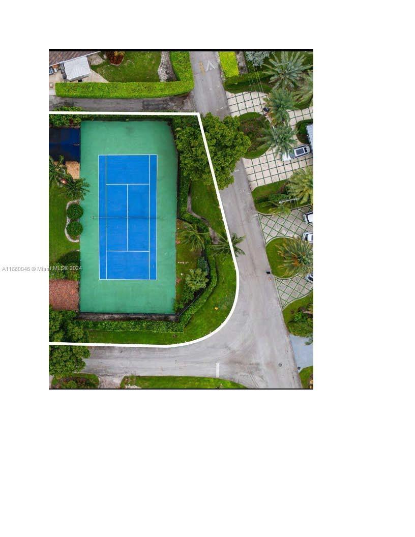 11595 NE 22nd Dr, North Miami FL 33181 photo 4