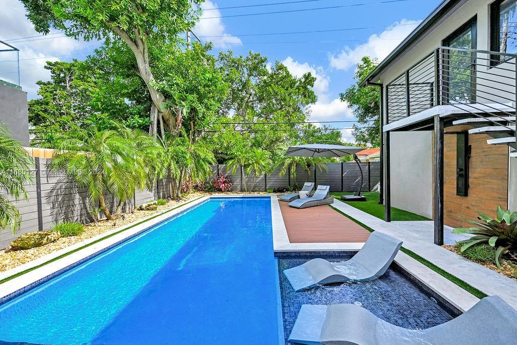 145 NE 49th St # 145, Miami FL 33137 photo 2