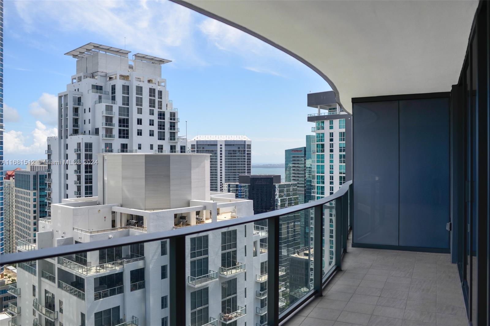 1000 Brickell Plaza # 3307, Miami FL 33131 photo 2