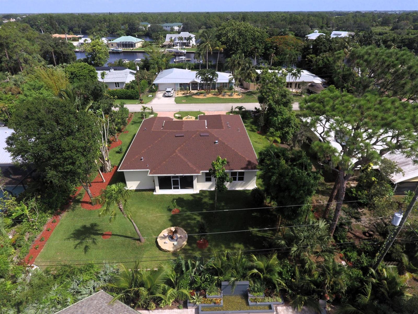 567 SW Hidden River Avenue, Palm City FL 34990 photo 3
