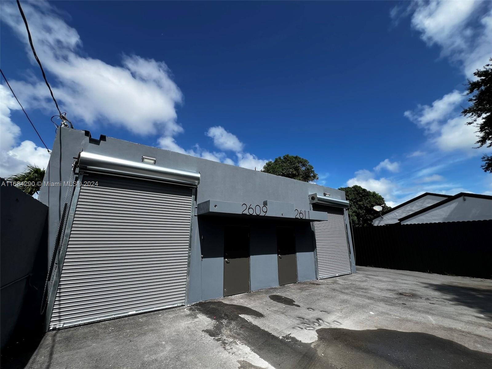 2609 NW 29th St, Miami FL 33142 photo 5