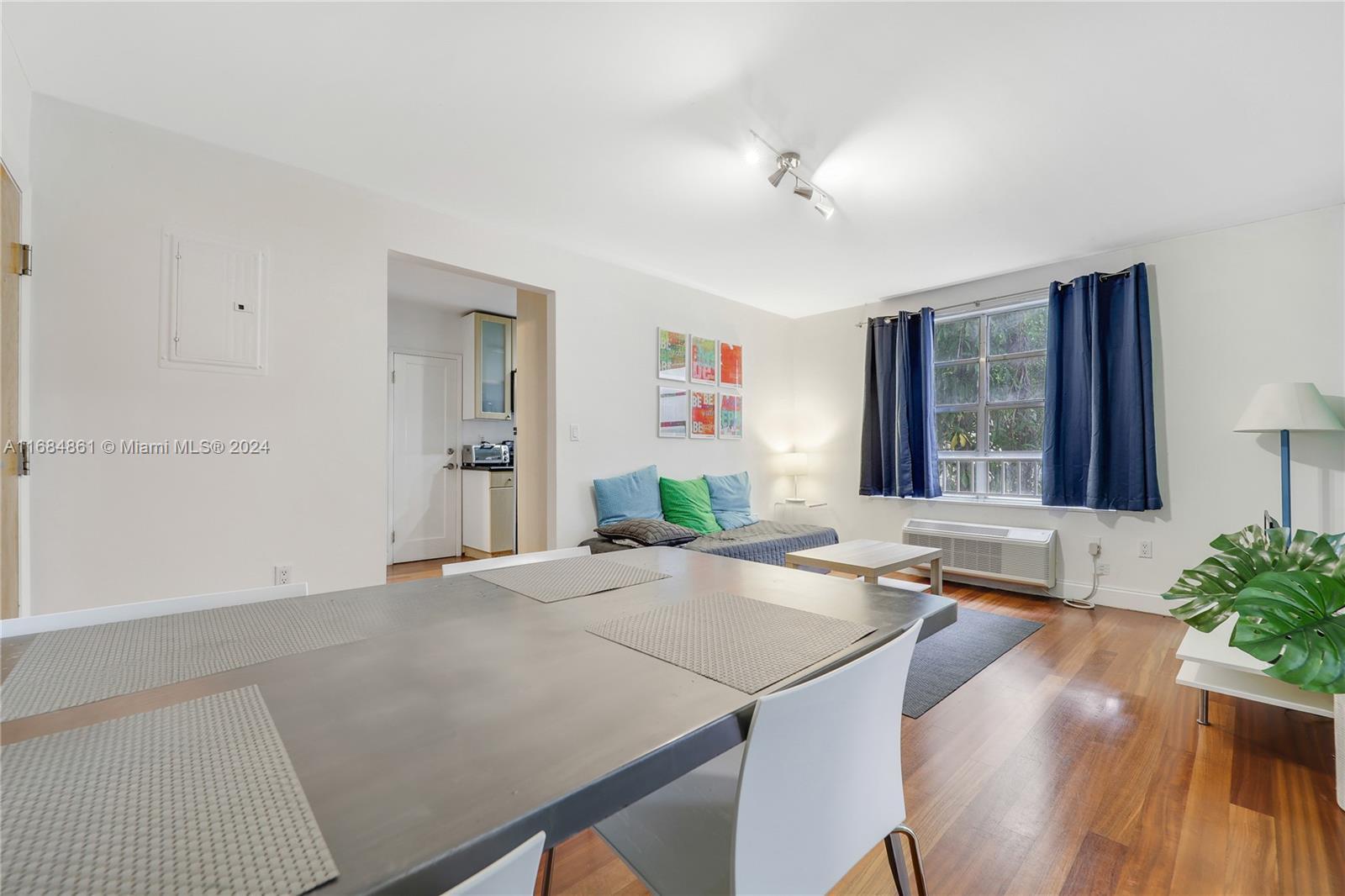 420 15th St # 105, Miami Beach FL 33139 photo 3