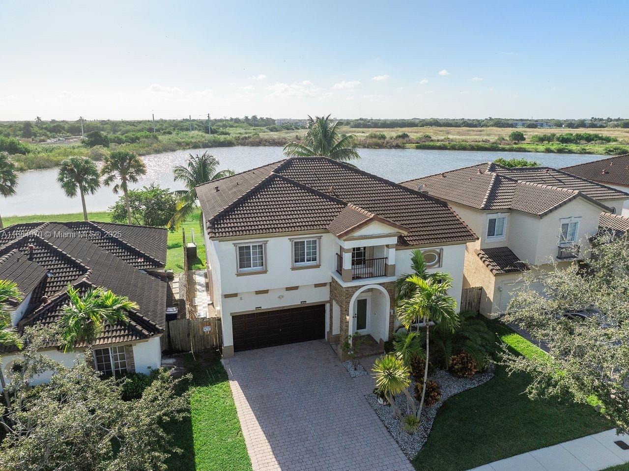 22758 SW 94th Path, Cutler Bay FL 33190 photo 2