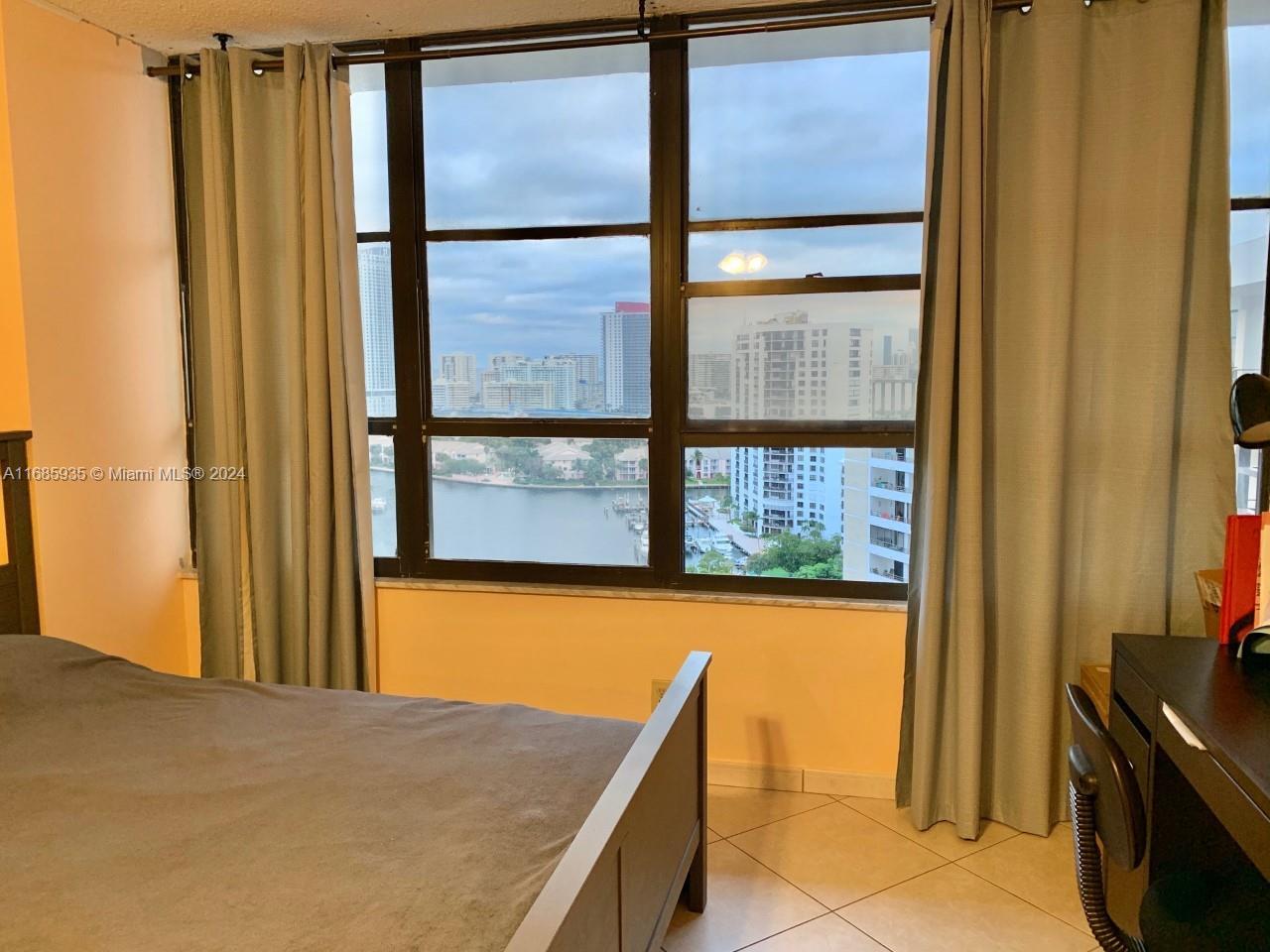 600 Three Islands Blvd # 1817, Hallandale Beach FL 33009 photo 5