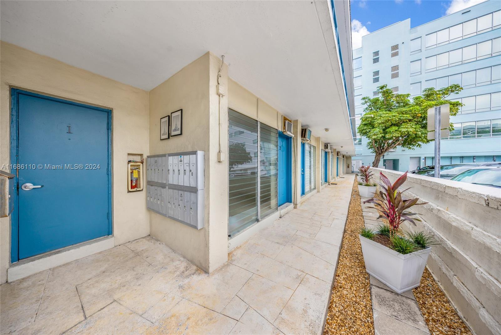 1685 Jefferson Ave, Miami Beach FL 33139 photo 5