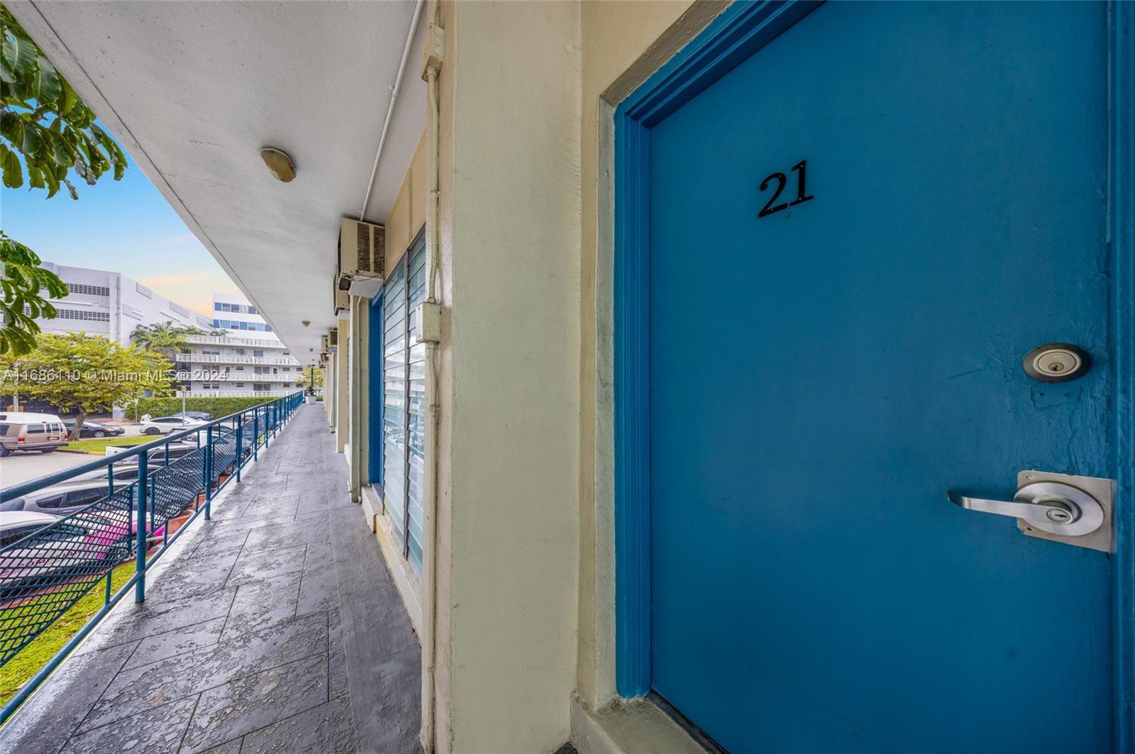1685 Jefferson Ave, Miami Beach FL 33139 photo 4