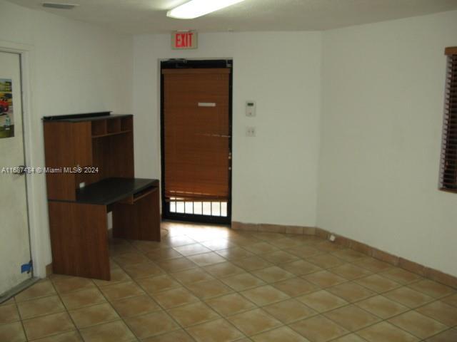2275 W 77th St, Hialeah FL 33016 photo 3