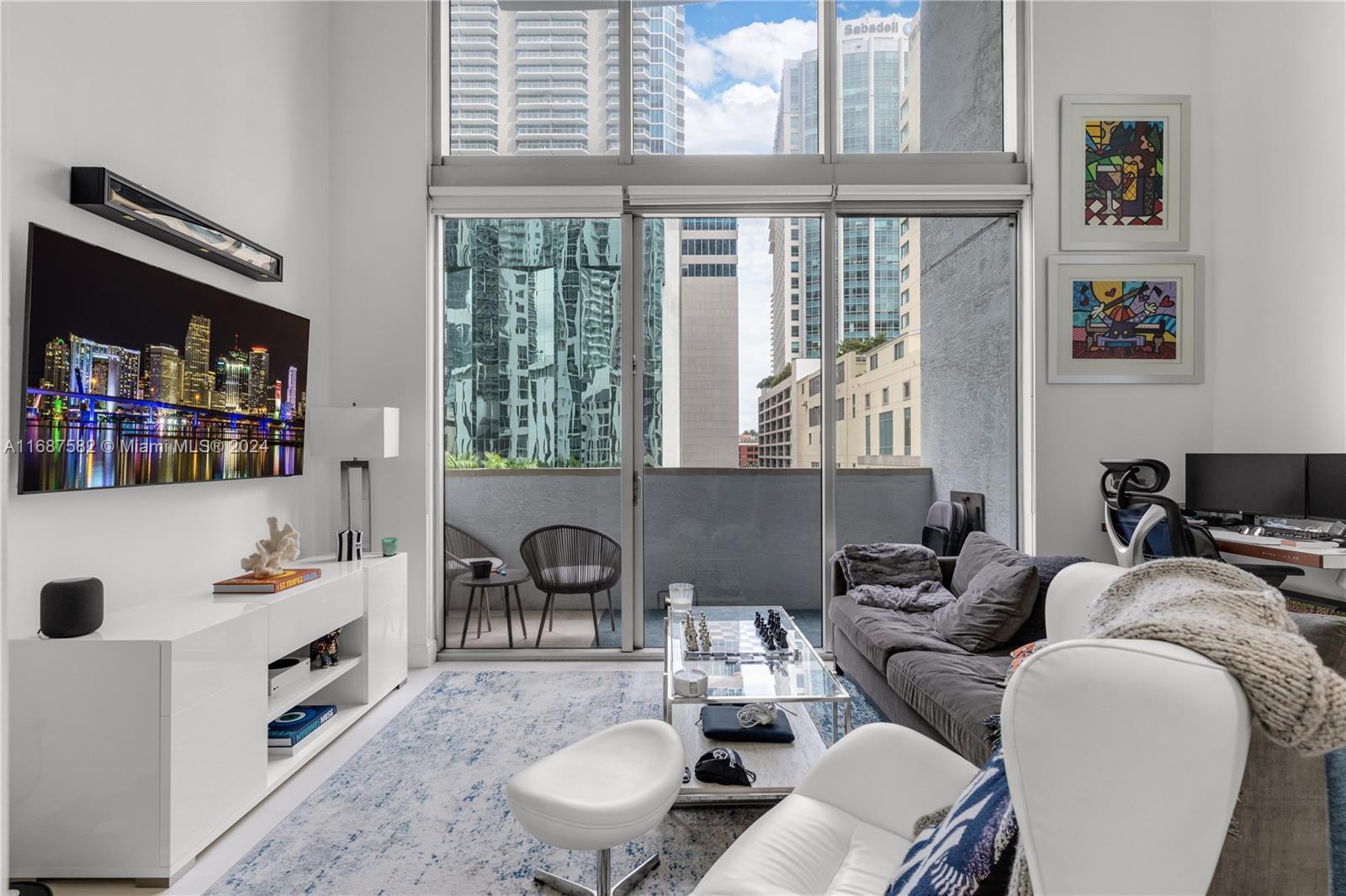 1060 Brickell Ave # 409, Miami FL 33131 photo 2