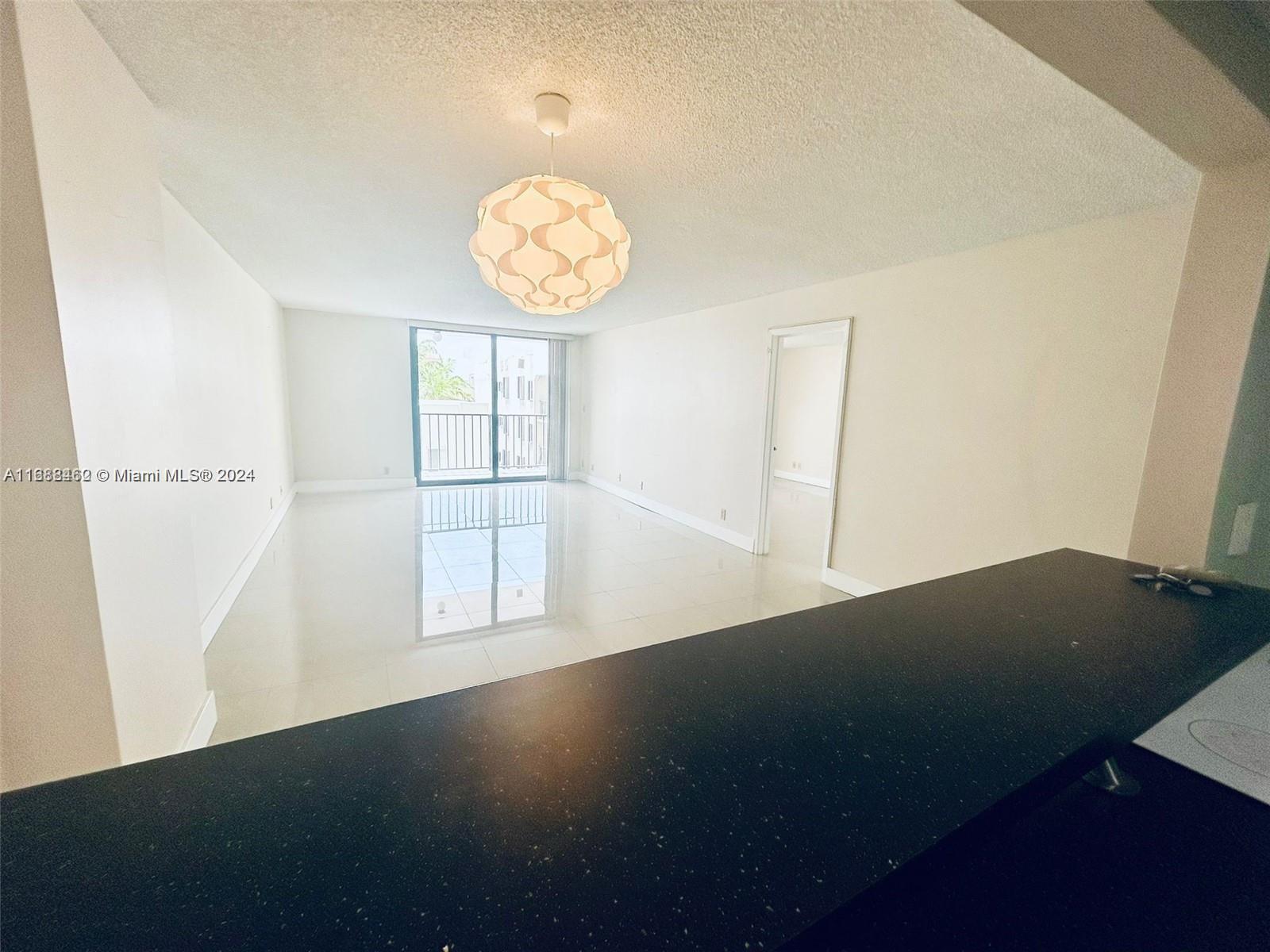 Miami Beach, FL 33140 photo 3