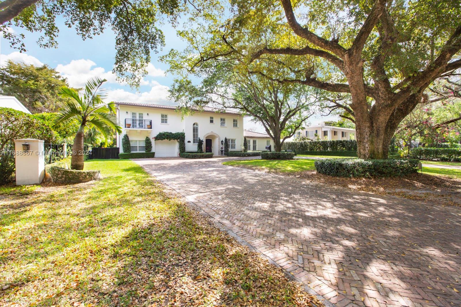 3919 Granada Blvd, Coral Gables FL 33134 photo 2