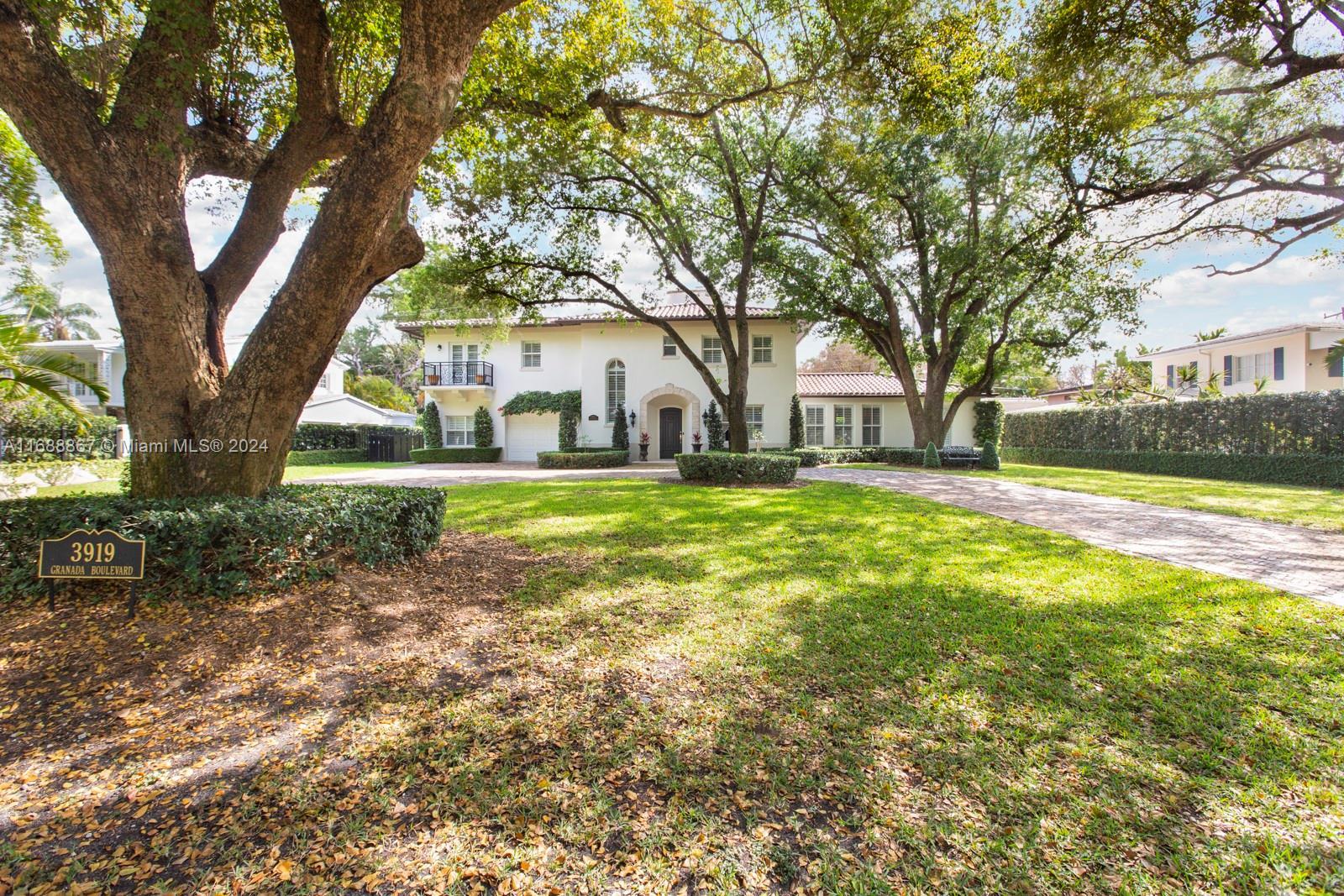 3919 Granada Blvd, Coral Gables FL 33134 photo 3
