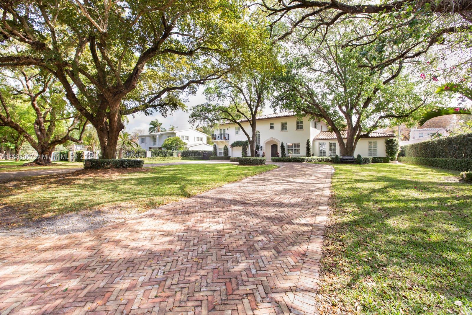 3919 Granada Blvd, Coral Gables FL 33134 photo 4