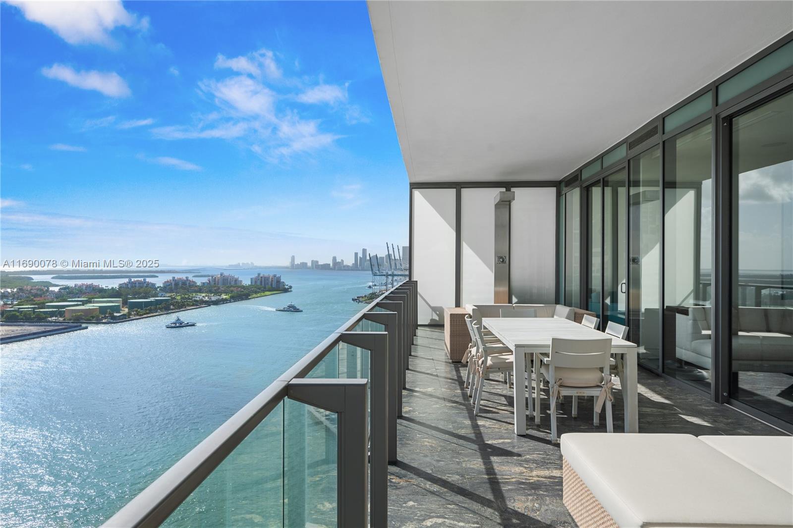 800 S Pointe Dr # 2002, Miami Beach FL 33139