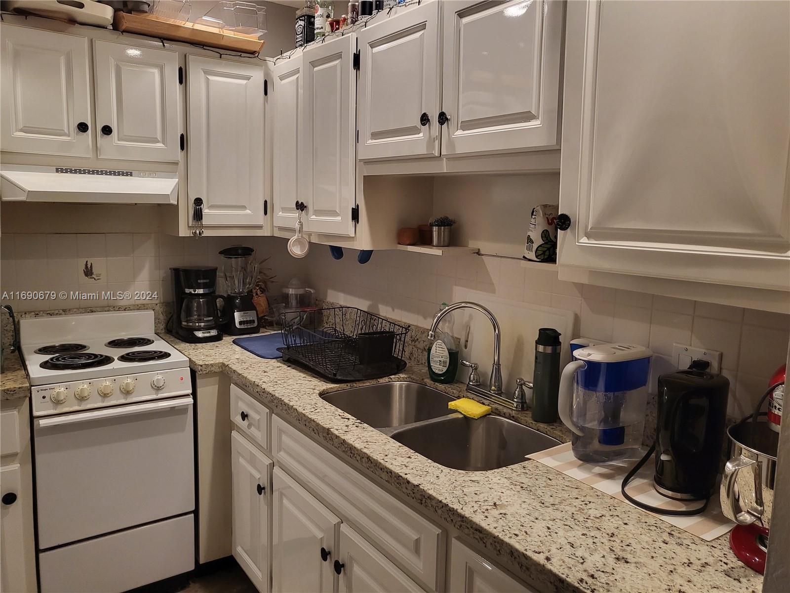 22 SE 3rd Ter # 31, Dania Beach FL 33004 photo 2