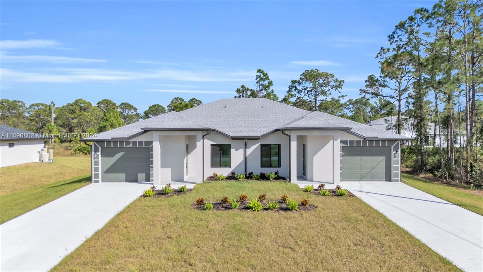 721/723 Eisenhower, Lehigh Acres FL 33974