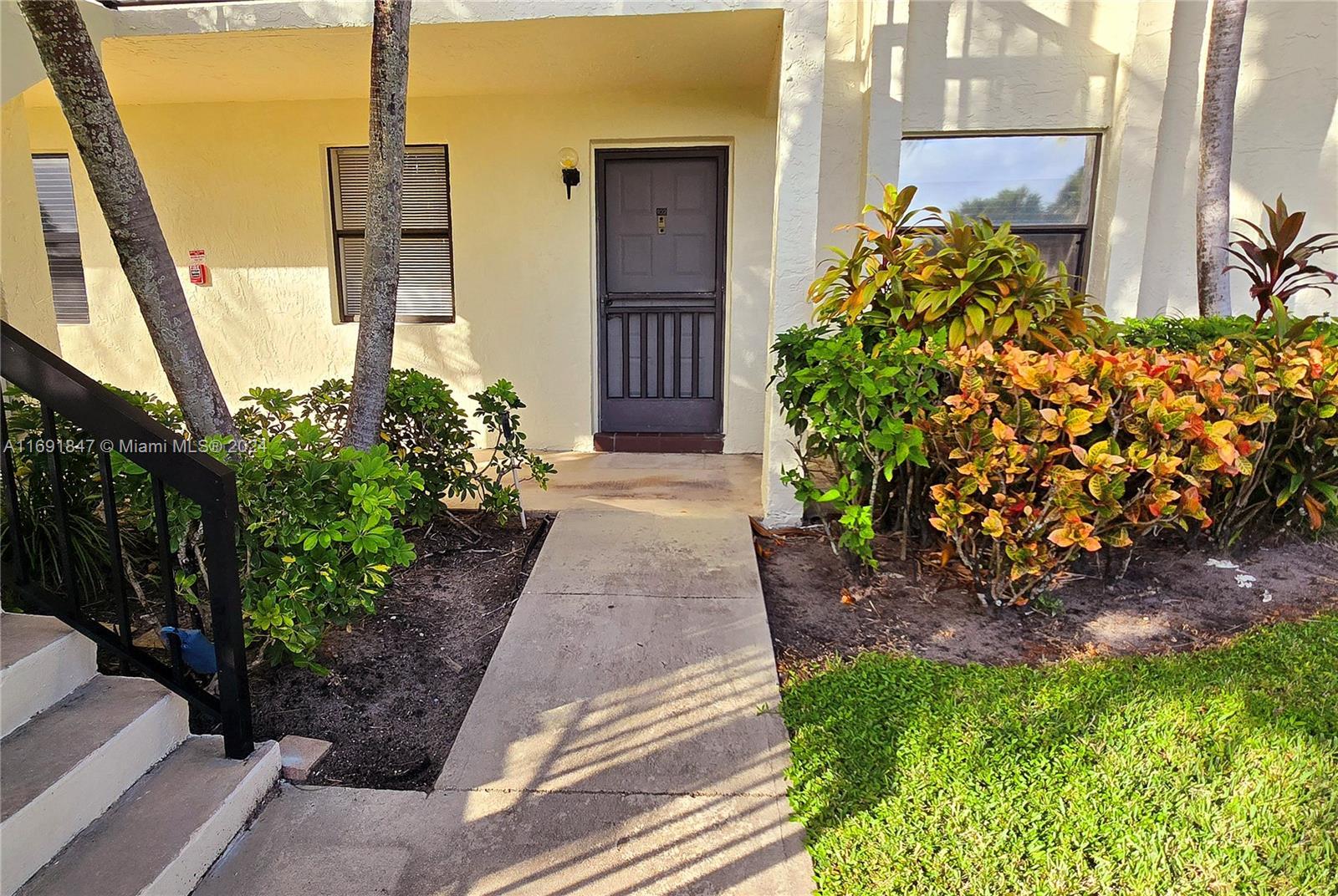 22088 Palms Way # 102, Boca Raton FL 33433