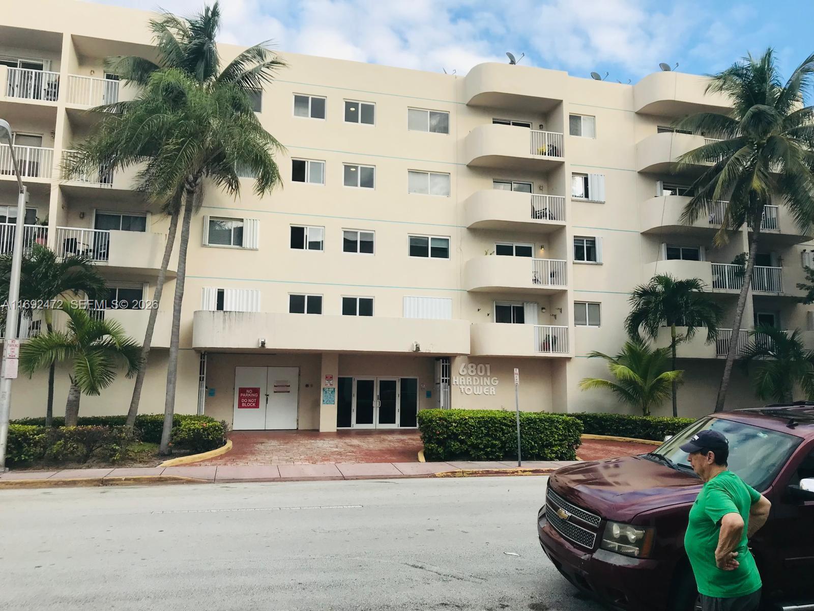 6801 Harding Ave # 416, Miami Beach FL 33141