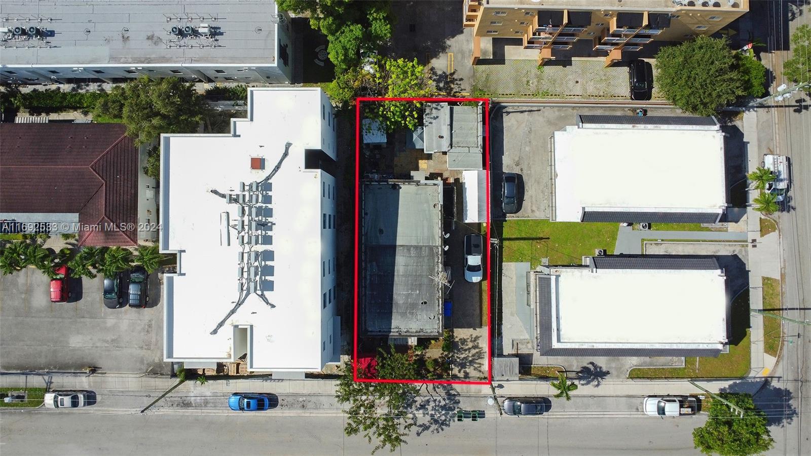 520 SW 11th Ave, Miami FL 33130 photo 2