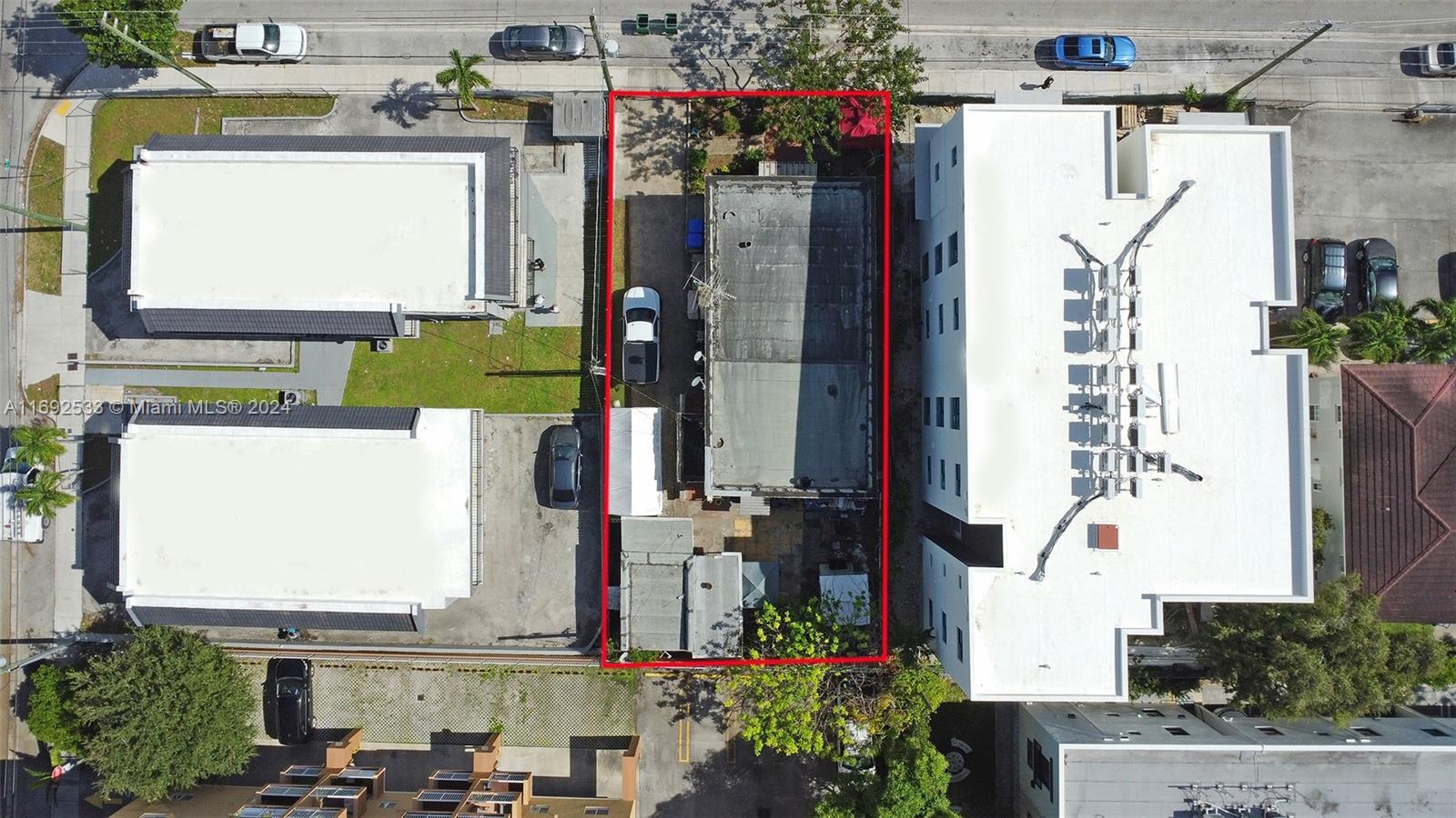 520 SW 11th Ave, Miami FL 33130 photo 3