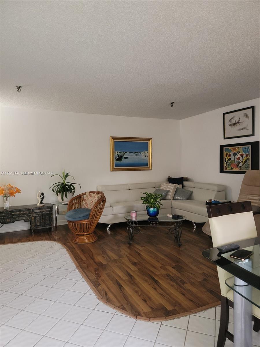671 NE 195 St, Miami FL 33179 photo 5