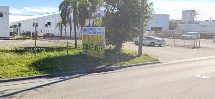 705 E 10 Av, Hialeah FL 33010 photo 4