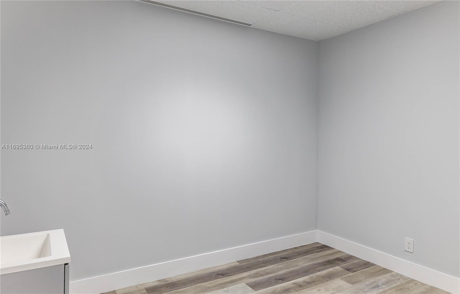 2500 E Hallandale Beach Blvd, Hallandale Beach FL 33009 photo 4