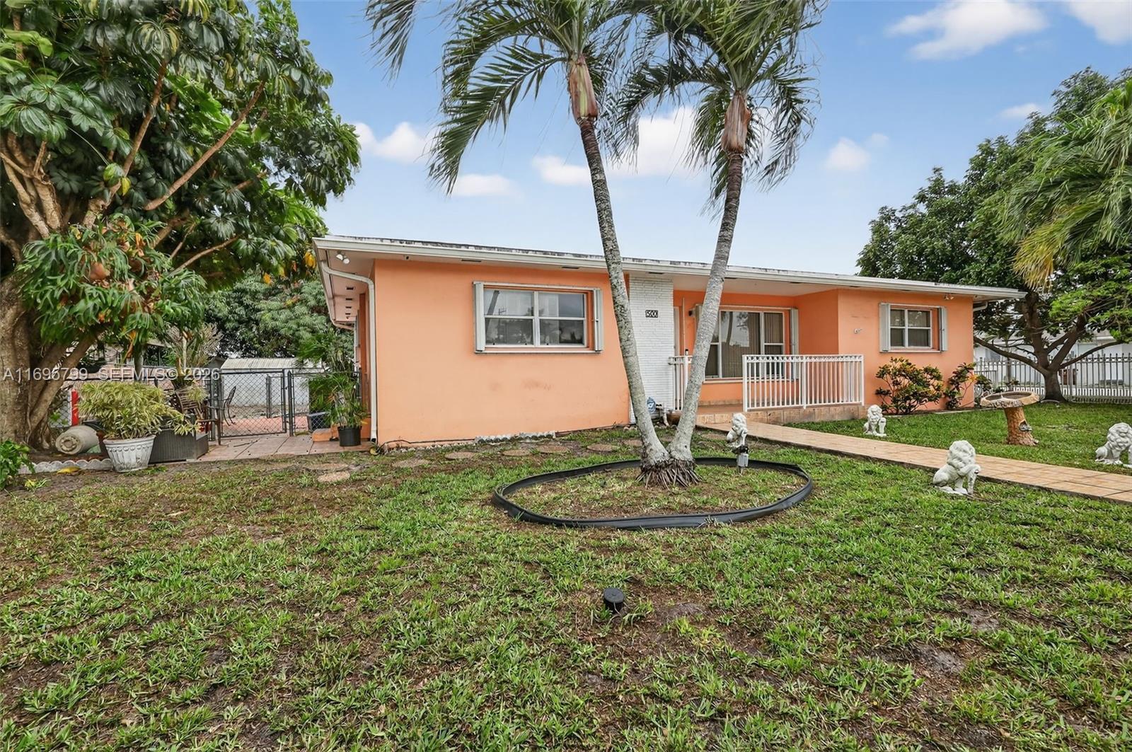 500 E 30th St, Hialeah FL 33013 photo 2
