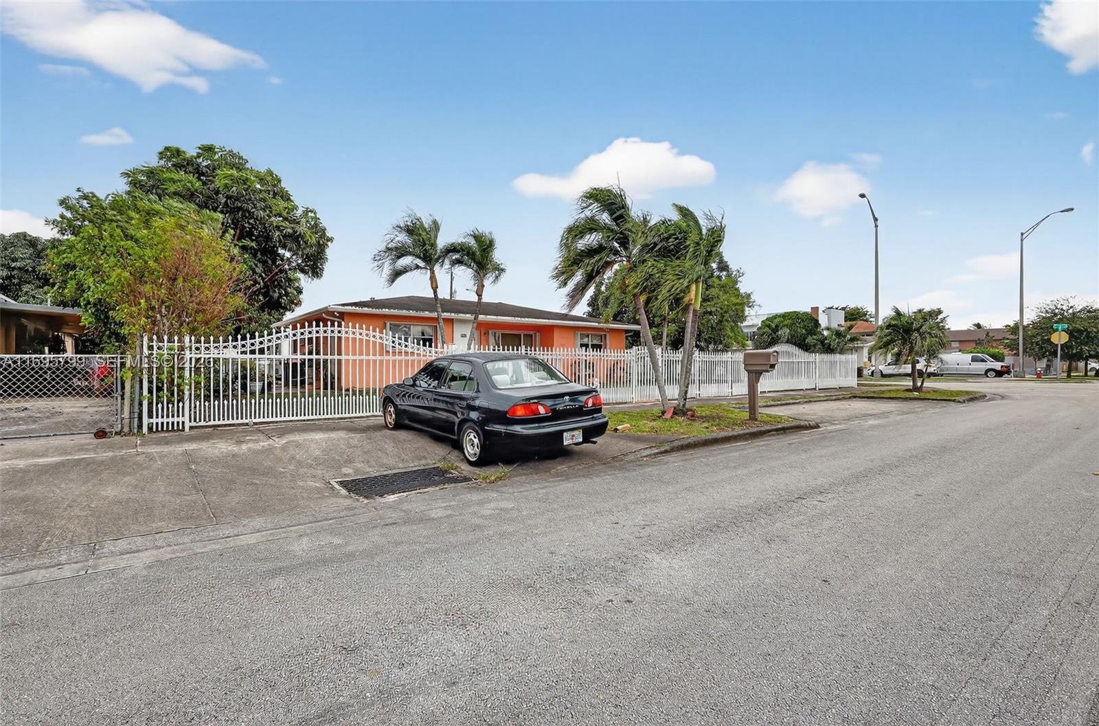 500 E 30th St, Hialeah FL 33013 photo 4